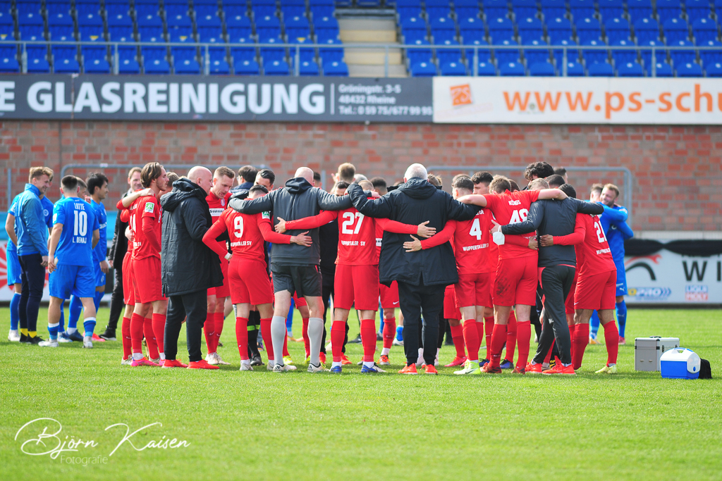 Regionalliga West - Saison 20-21 - 37. Spieltag - Sportfreunde Lotte vs. Wuppertaler SV - am 24.04.2021 in Stadion am Lotter Kreuz - copyright by Kaisen-Foto
